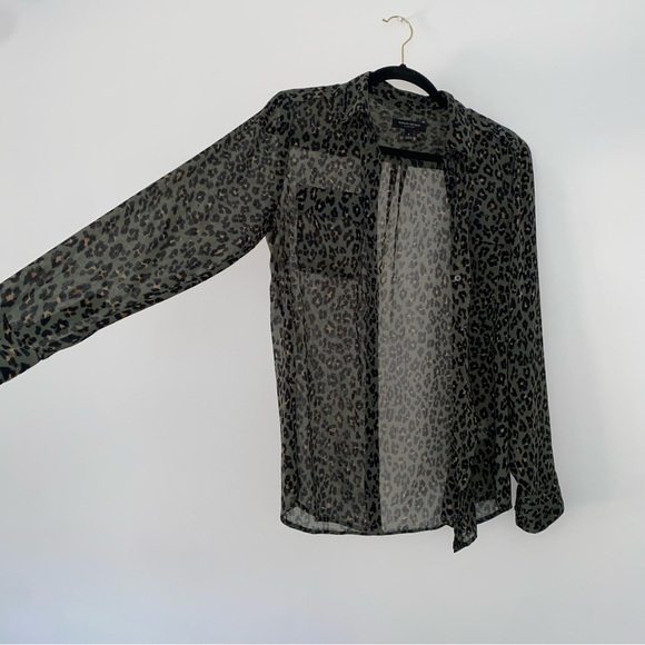 Banana Republic Hunter Green Dillon Leopard Sheer Work Long Sleeve Blouse size S - Picture 2 of 6